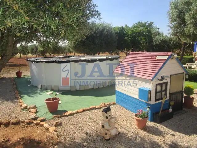 Garden of Country homes for sale in Valdepeñas  with Heating, Storage room and Furnished