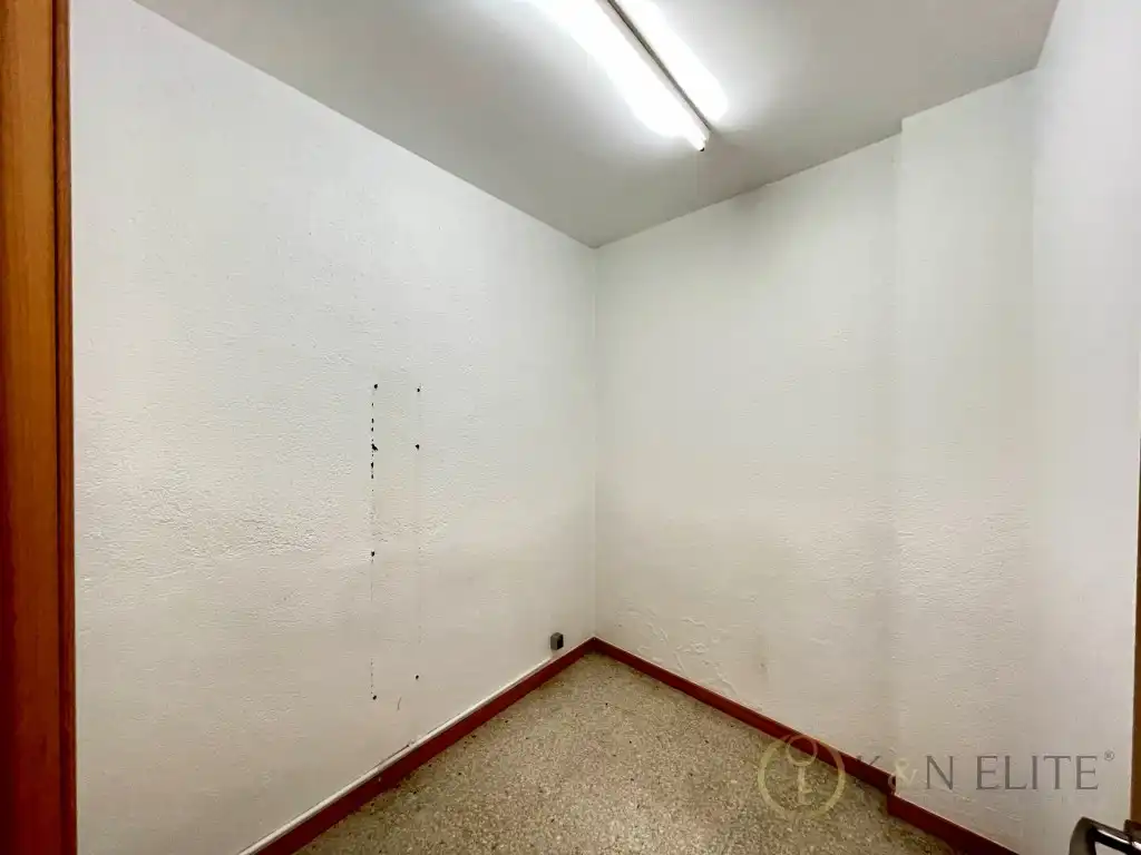 Local comercial de lloguer a Vallirana, imagen 24