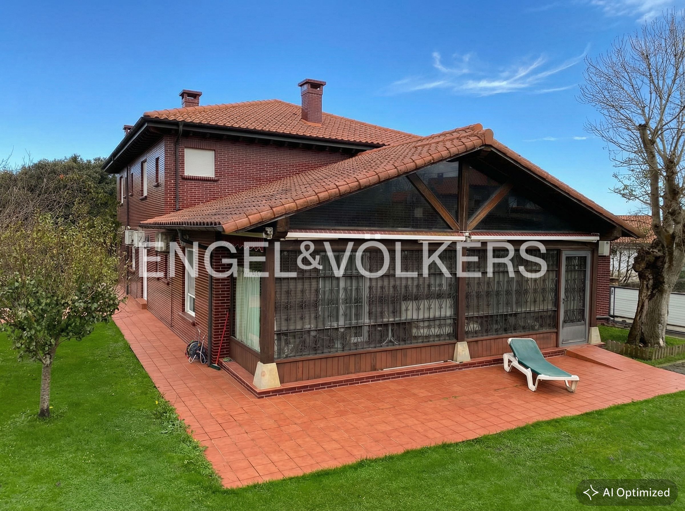 Vista exterior de Casa o xalet en venda en Bareyo amb Aire condicionat, Calefacció i Jardí privat