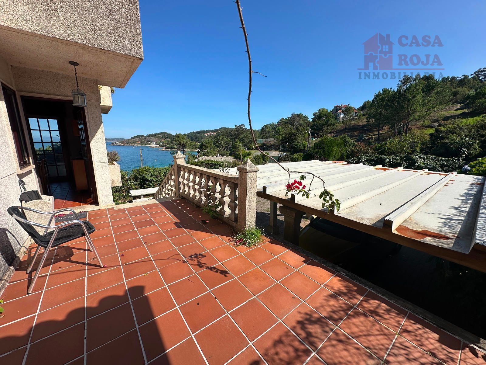 Terrassa de Casa o xalet en venda en Cangas  amb Aire condicionat, Calefacció i Terrassa
