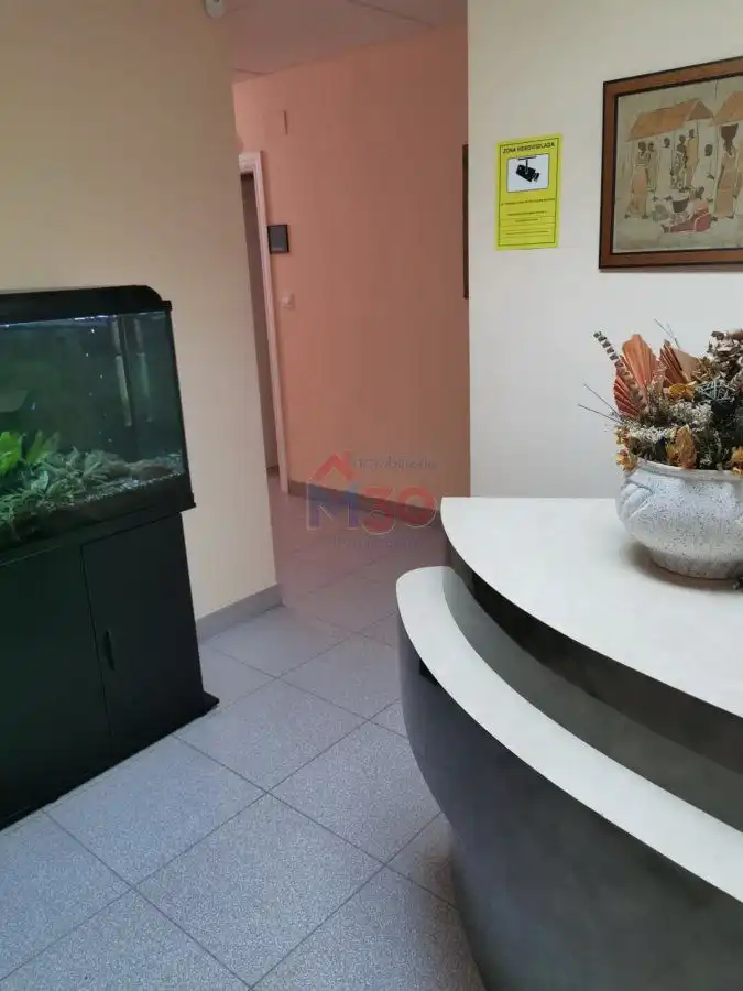 Business premises to rent in Centro