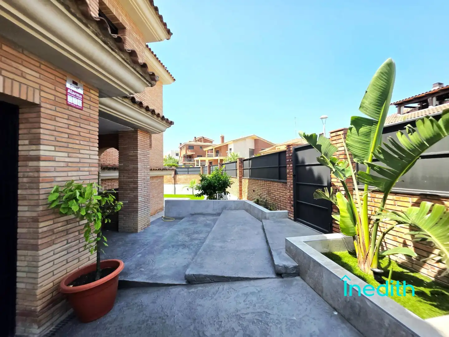 Garden of Houses for sale in Calafell  with Air Conditioner, Heating and Terrace
