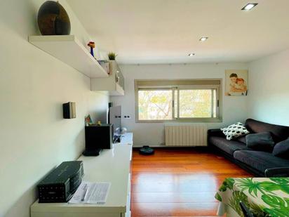 Living room of Flat for sale in Ripollet  with Heating, Parquet flooring and Balcony