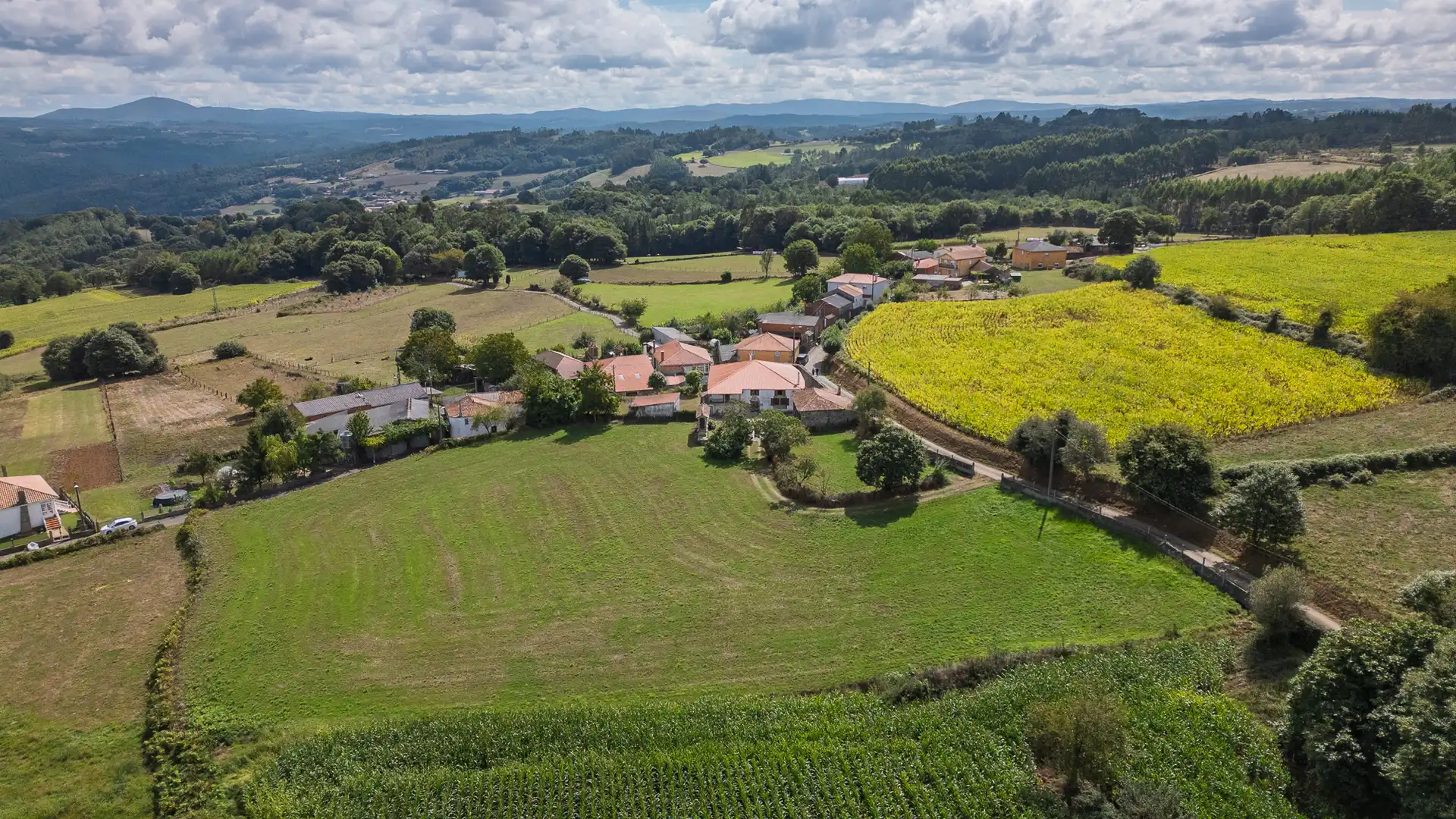 Country house zum Verkauf in Lalín mit Möbliert