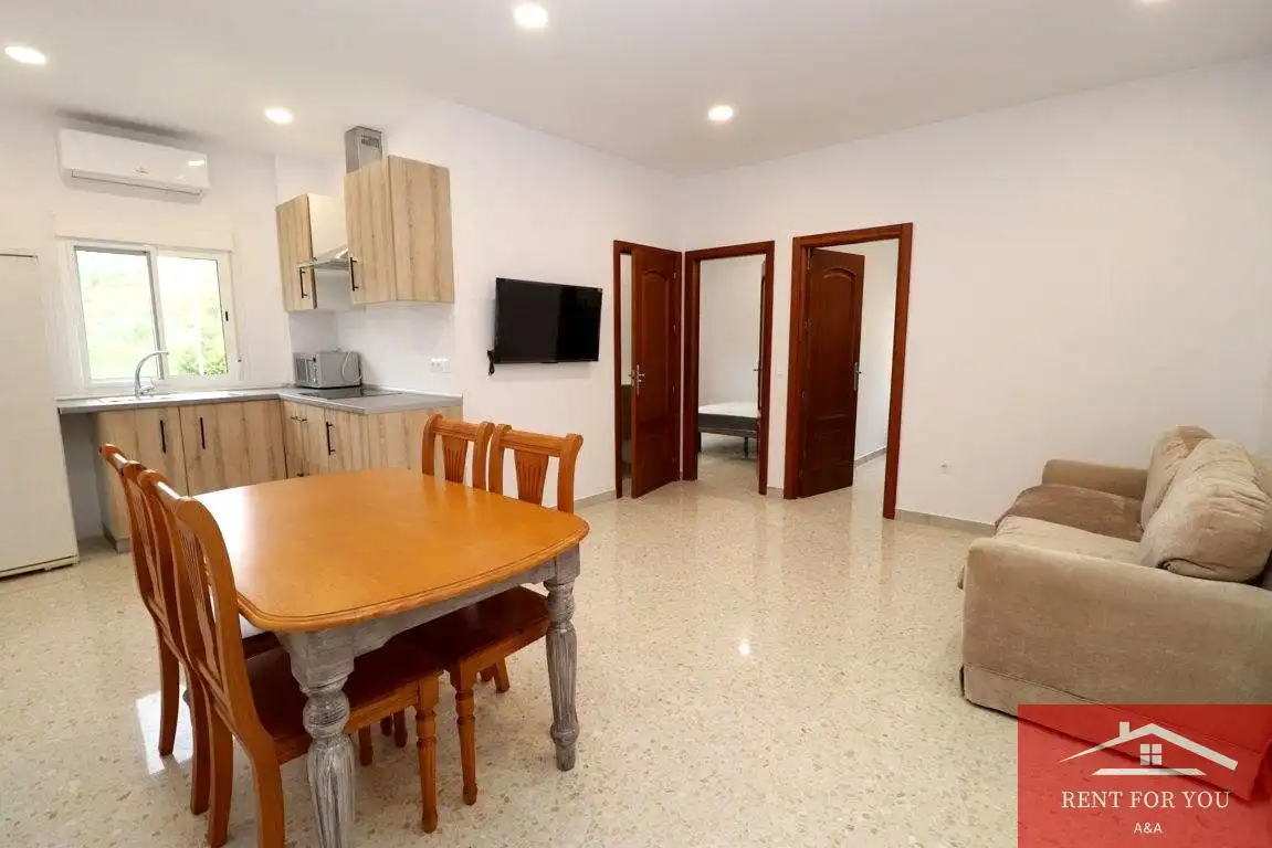 Living room of Ground floor for rent in Guaro  with Air Conditioner, Terrace and Furnished