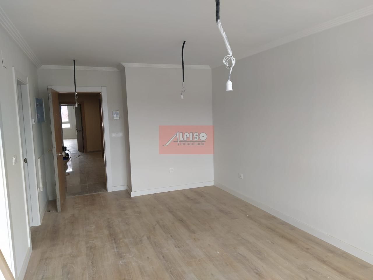 Apartament de lloguer en Ourense Capital  amb Calefacció i Balcó