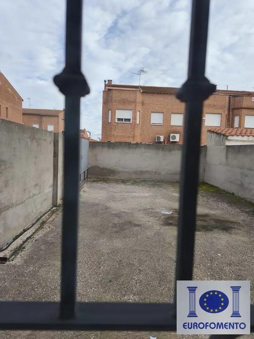 Adossat en venda a Chozas de Canales, imagen 2