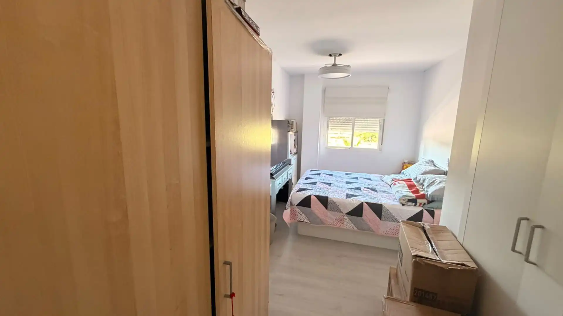 Schlafzimmer von Wohnung zum Verkauf in Alberic mit Klimaanlage, Heizung und Terrasse