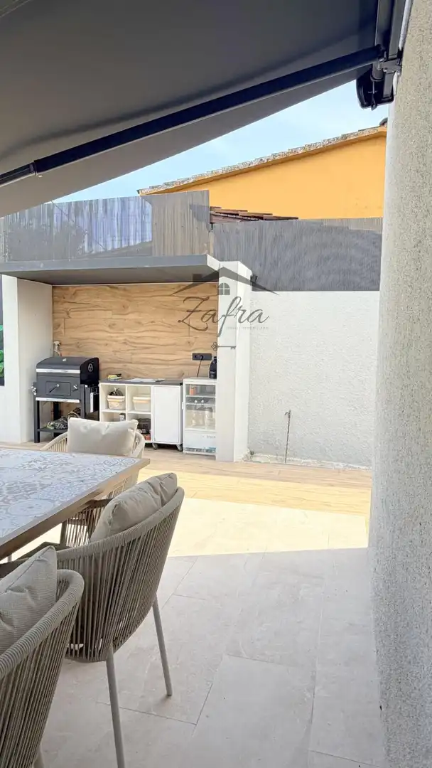 Terrassa de Casa o xalet en venda en Santa Coloma de Farners amb Aire condicionat, Calefacció i Jardí privat