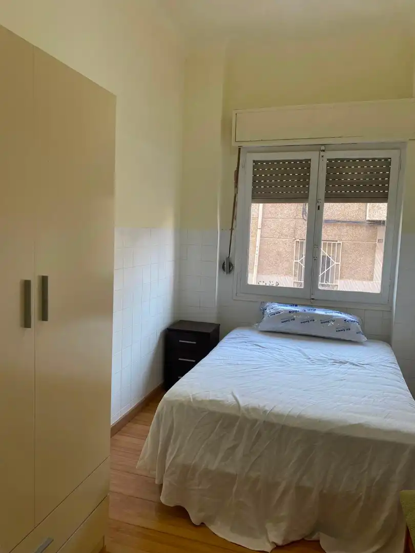 Habitación de Piso en venta en Petrer, Alicante