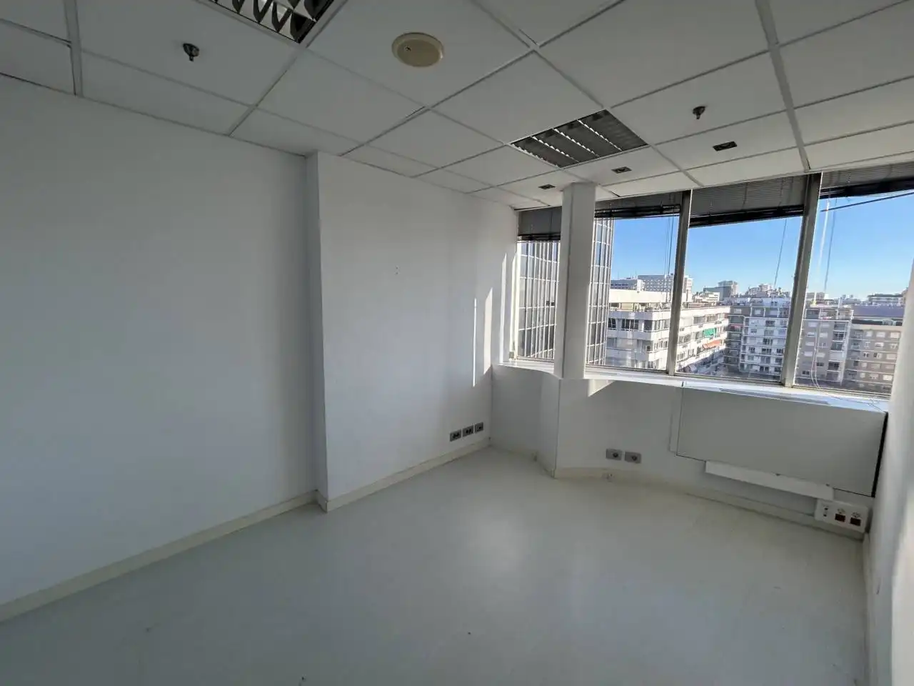 Oficina en venta en Barcelona con Aire acondicionado y Calefacción