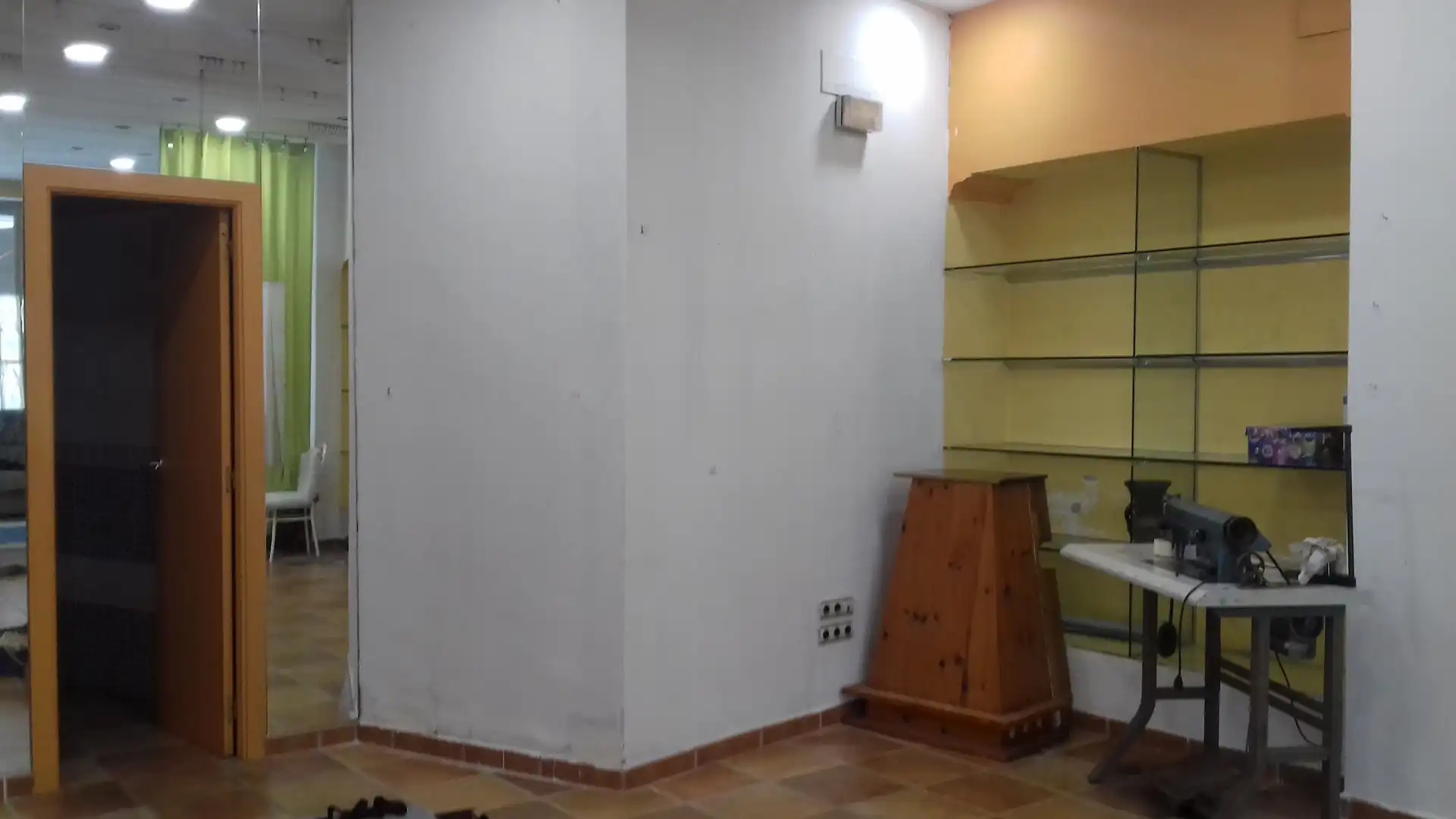 Business premises for sale in Desamparados, imagen 11
