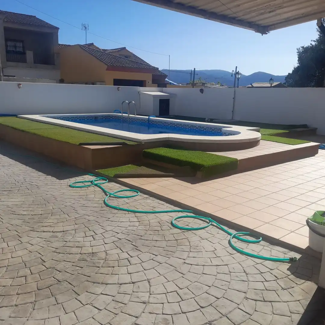 Piscina de Casa o xalet de lloguer en Algeciras amb Terrassa, Traster i Piscina