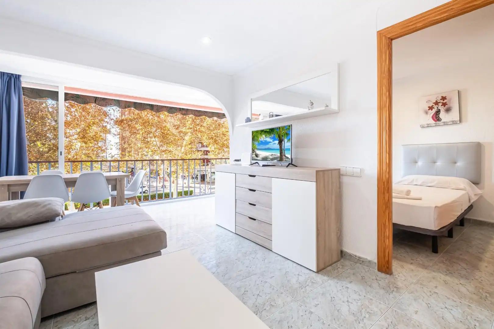 Habitación de Apartamento en venta en Benidorm con Aire acondicionado, Calefacción y Jardín privado