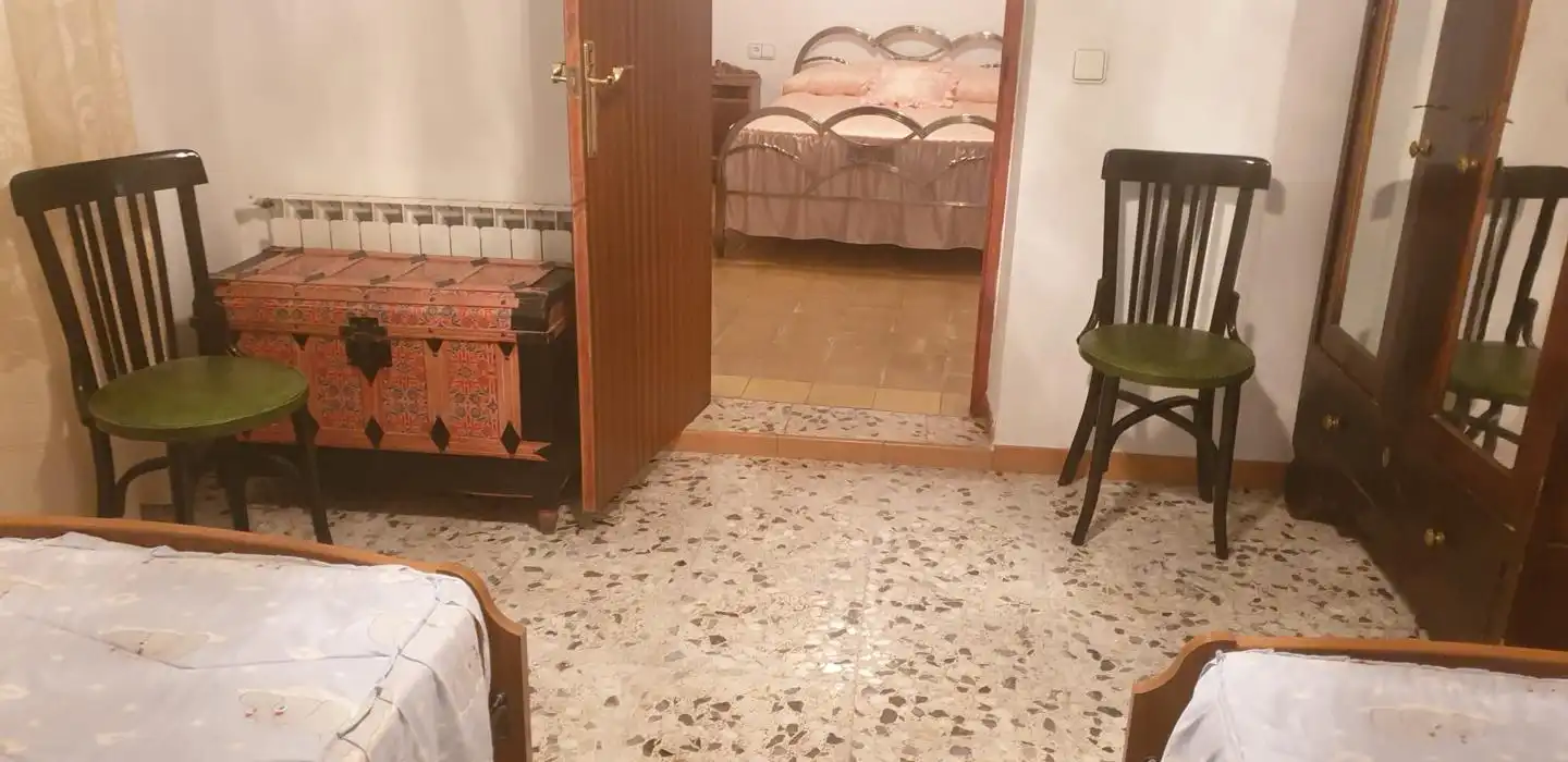 Bedroom of Houses for sale in Saelices  with Heating and Furnished