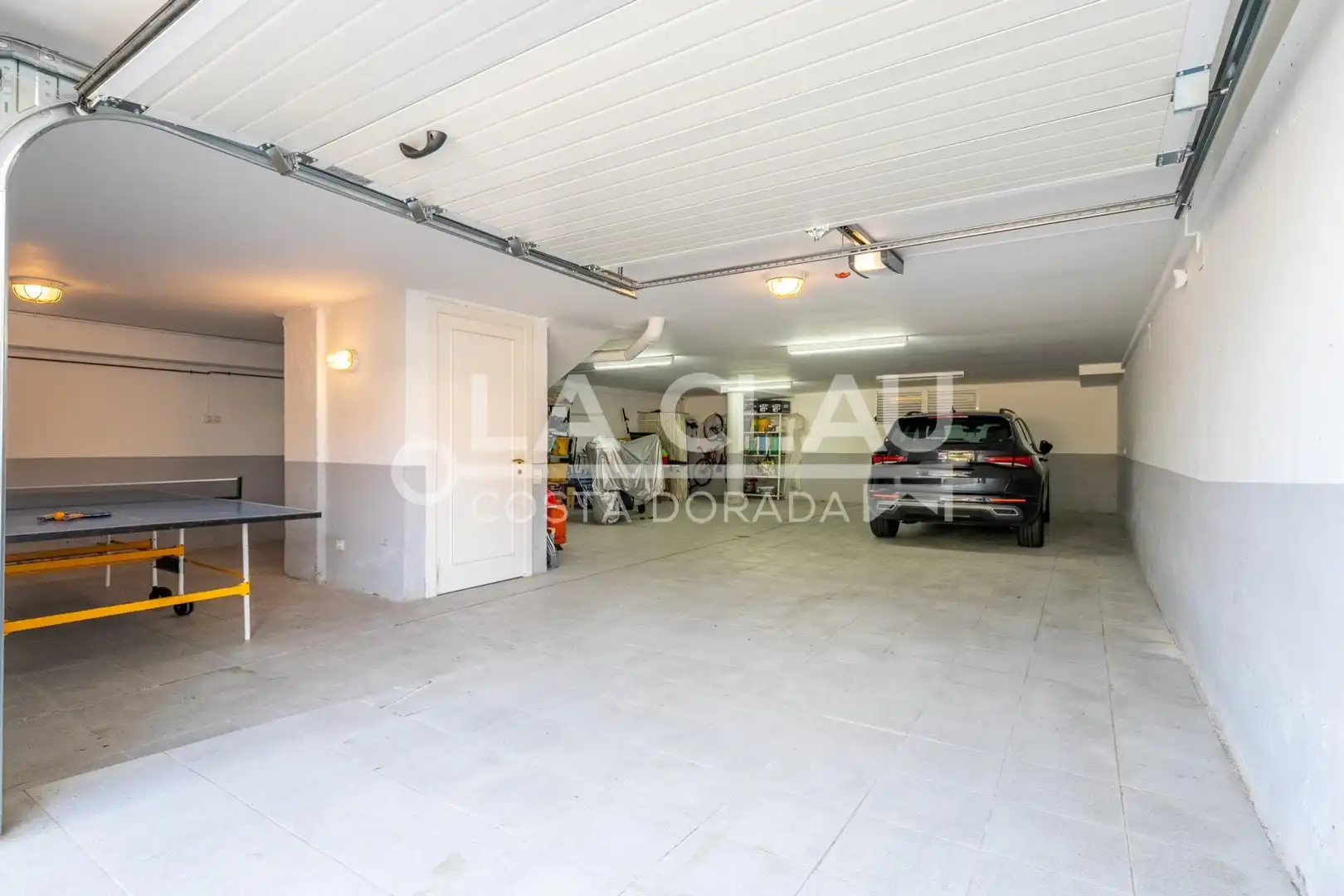 Parking de Casa adosada en venta en Altafulla con Calefacción y Jardín privado