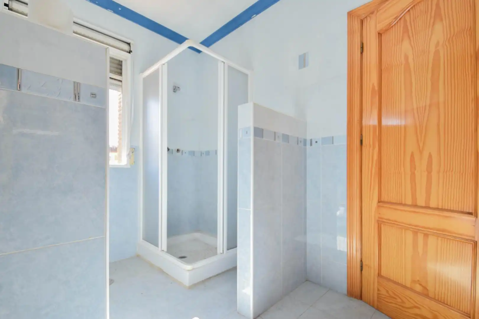 Bathroom of Houses for sale in Cijuela