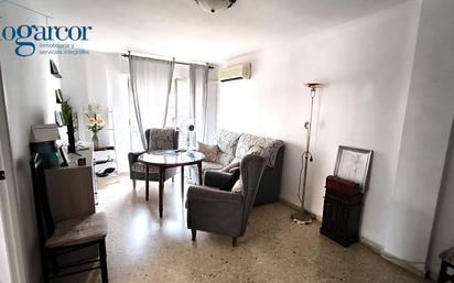 Sala d'estar de Pis en venda en  Córdoba Capital amb Aire condicionat i Terrassa