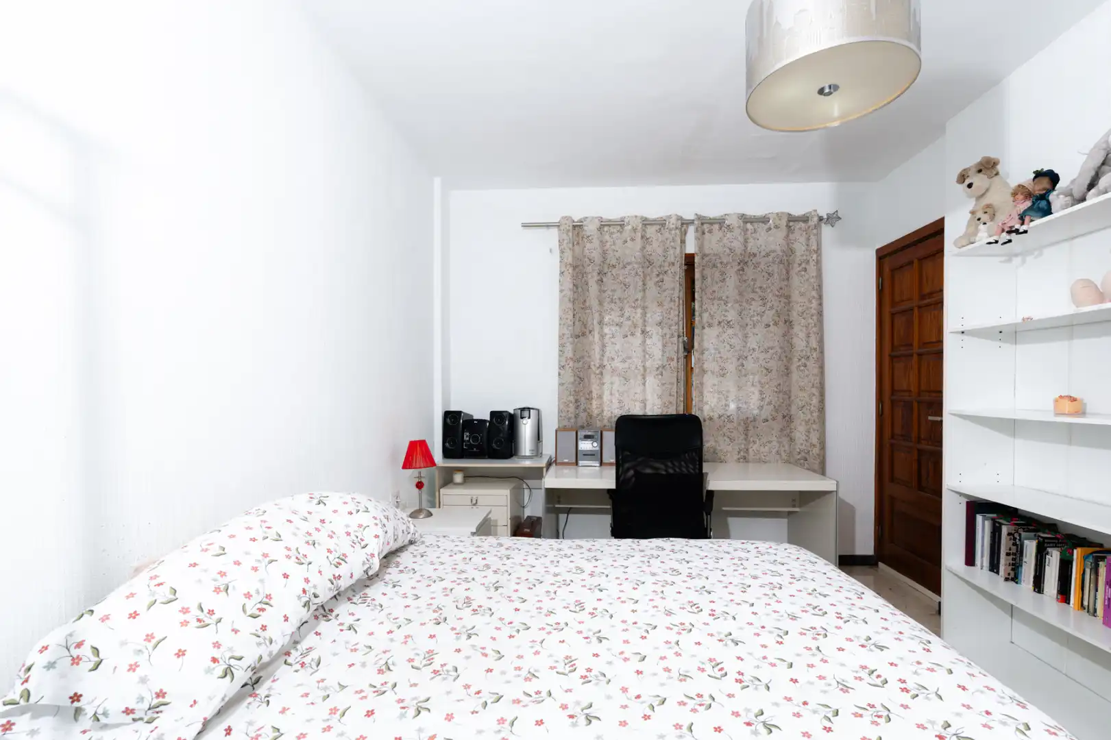 Dormitori de Casa o xalet en venda en San Cristóbal de la Laguna amb Jardí privat, Terrassa i Traster