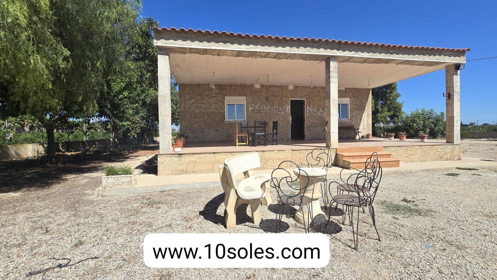 Vista exterior de Finca rústica en venda en Daya Nueva amb Jardí privat i Traster