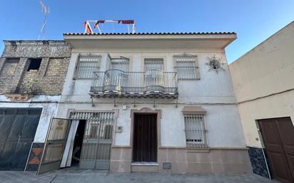 Vista exterior de Casa o xalet en venda en Utrera