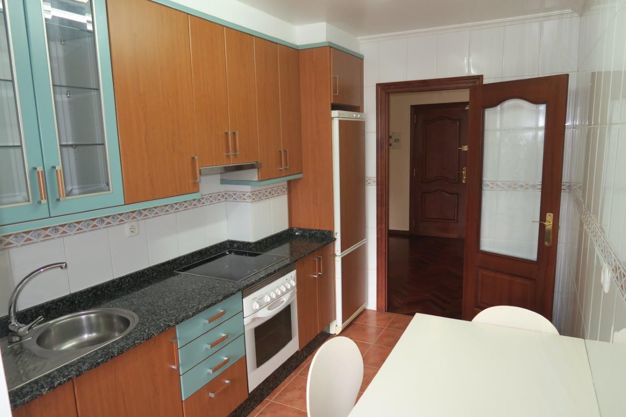 Kitchen of Apartment for sale in A Coruña Capital   with Heating, Parquet flooring and Storage room