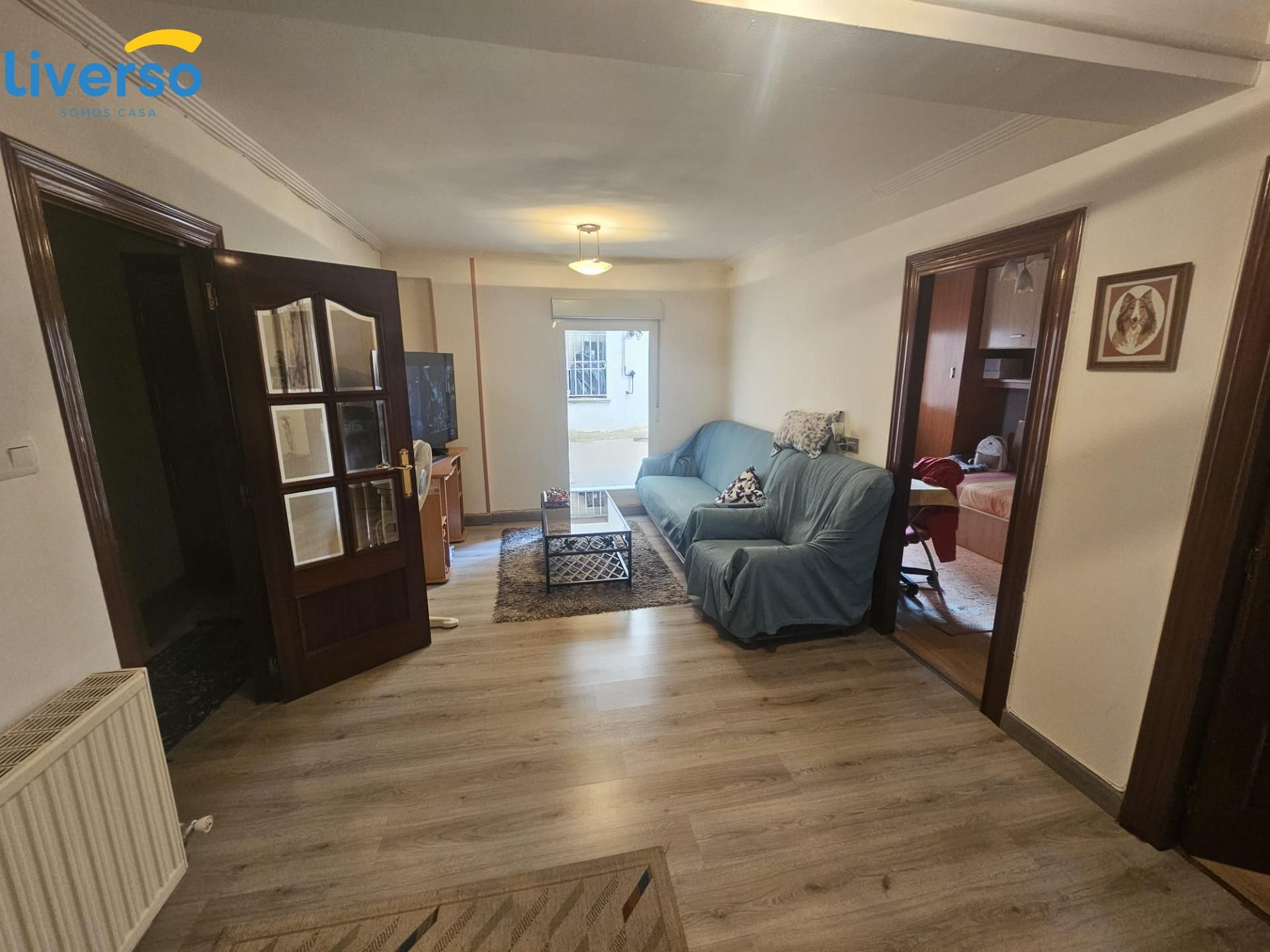 Sala d'estar de Pis en venda en Burgos Capital amb Calefacció, Parquet i Terrassa