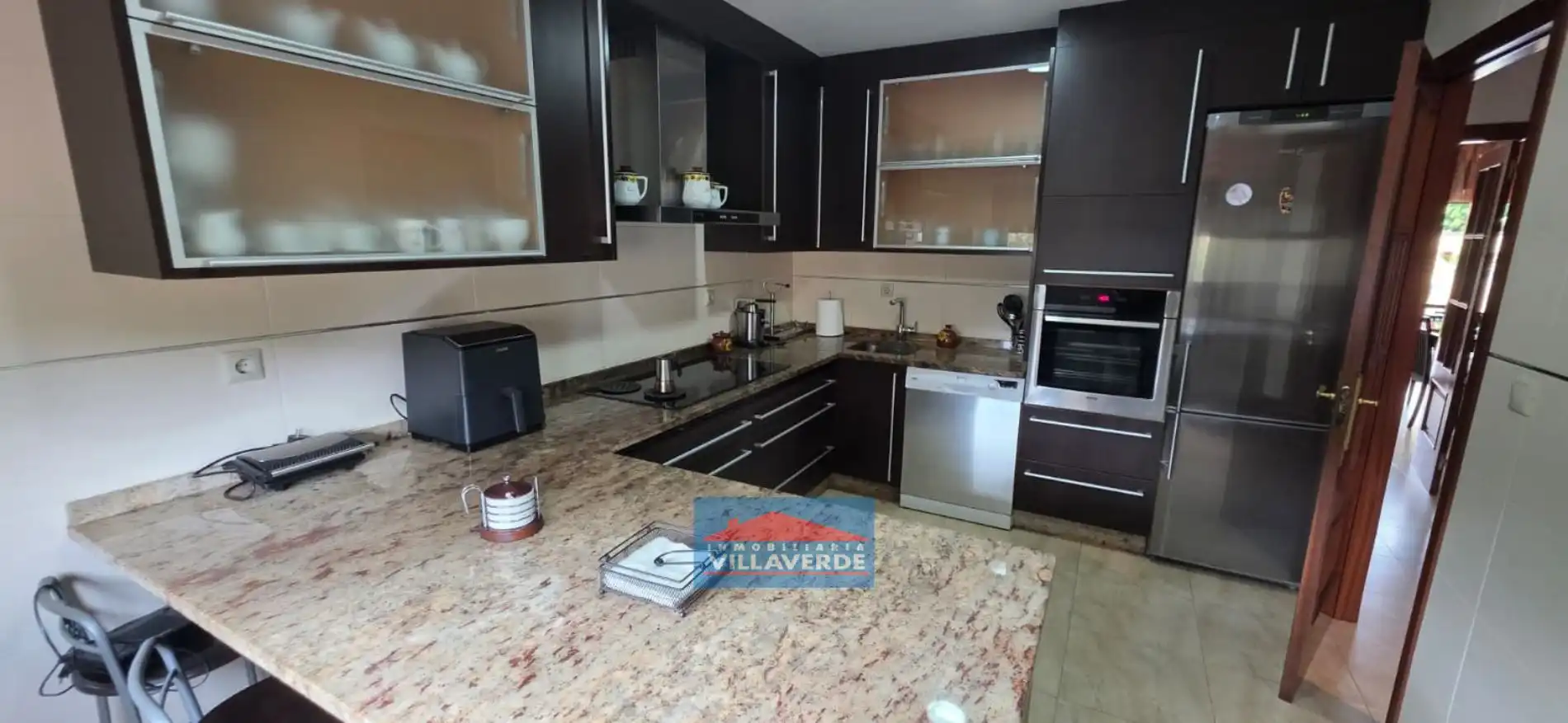 Cocina de Casa adosada en venta en Cangas  con Calefacción, Terraza y Trastero