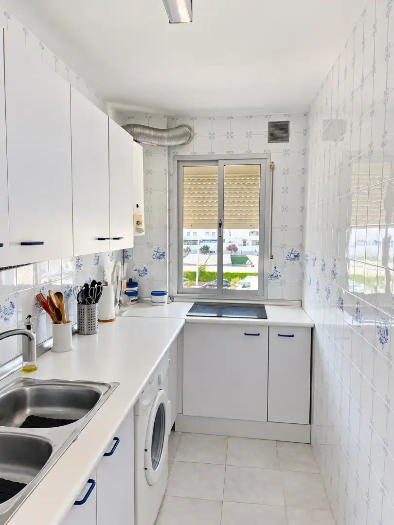 Flat with pool for sale in Valdelagrana, imagen 7