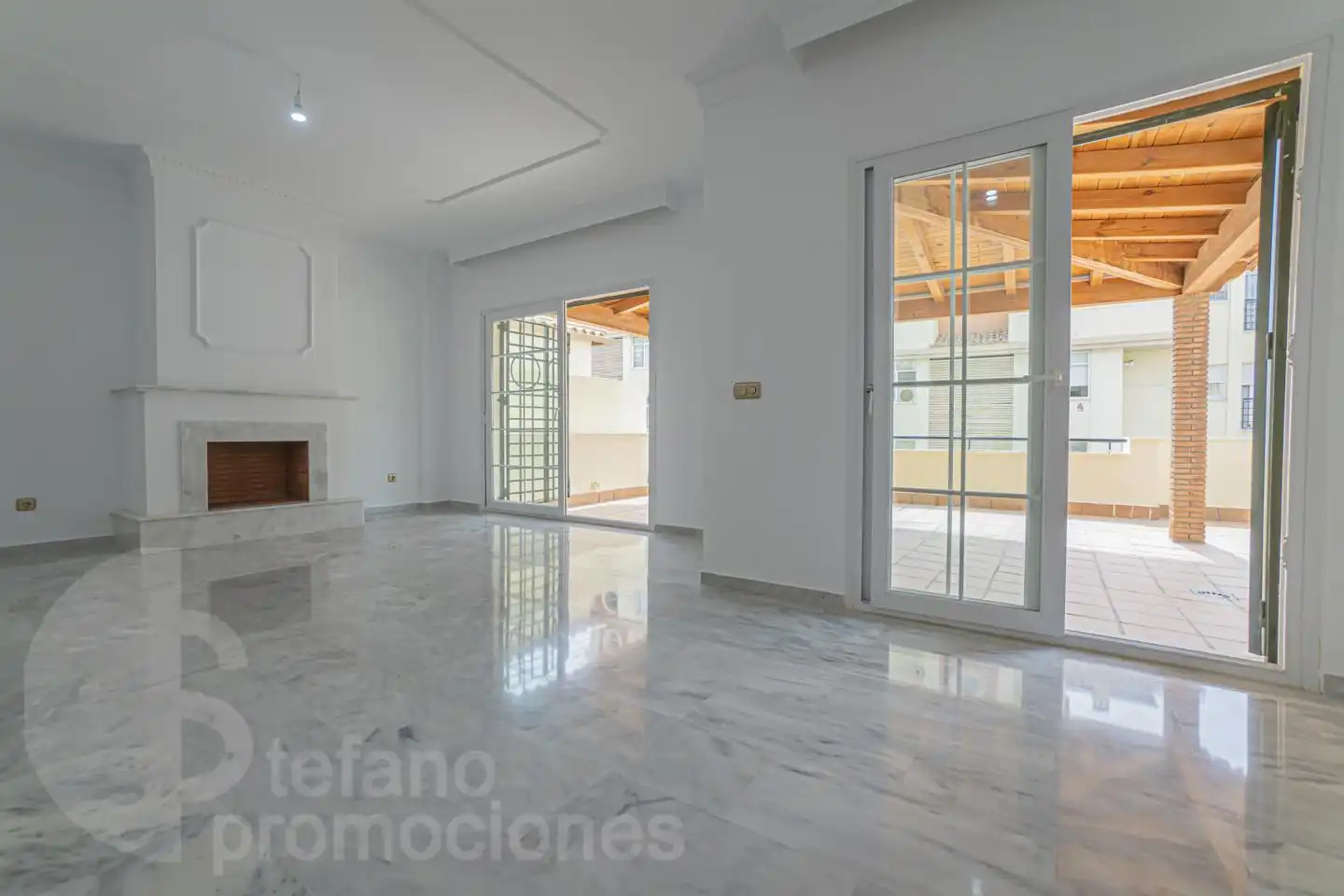 Casa adosada en venta en Málaga con Aire acondicionado, Calefacción y Jardín privado