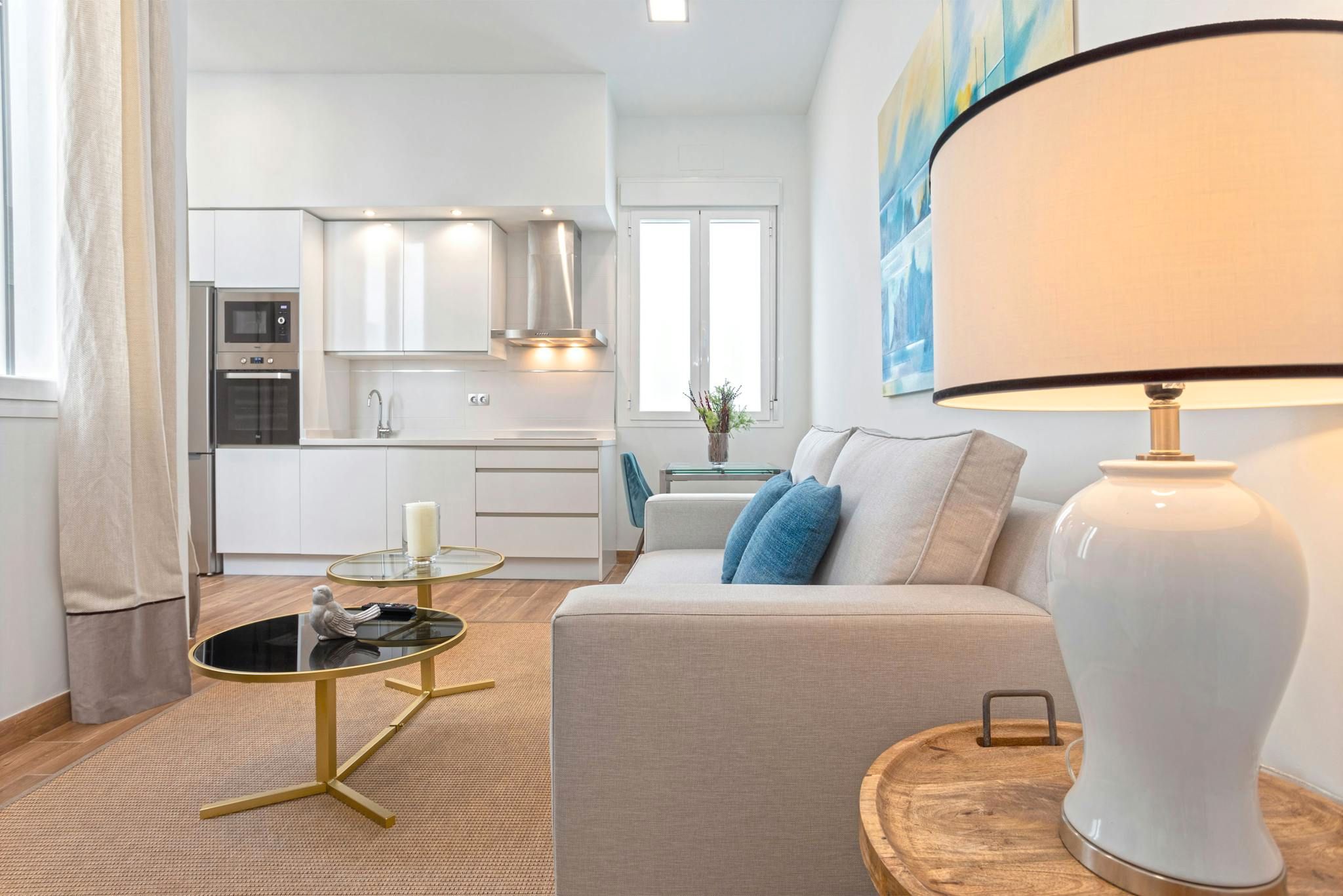 Sala de estar de Piso de alquiler en  Sevilla Capital con Aire acondicionado, Calefacción y Lavadora