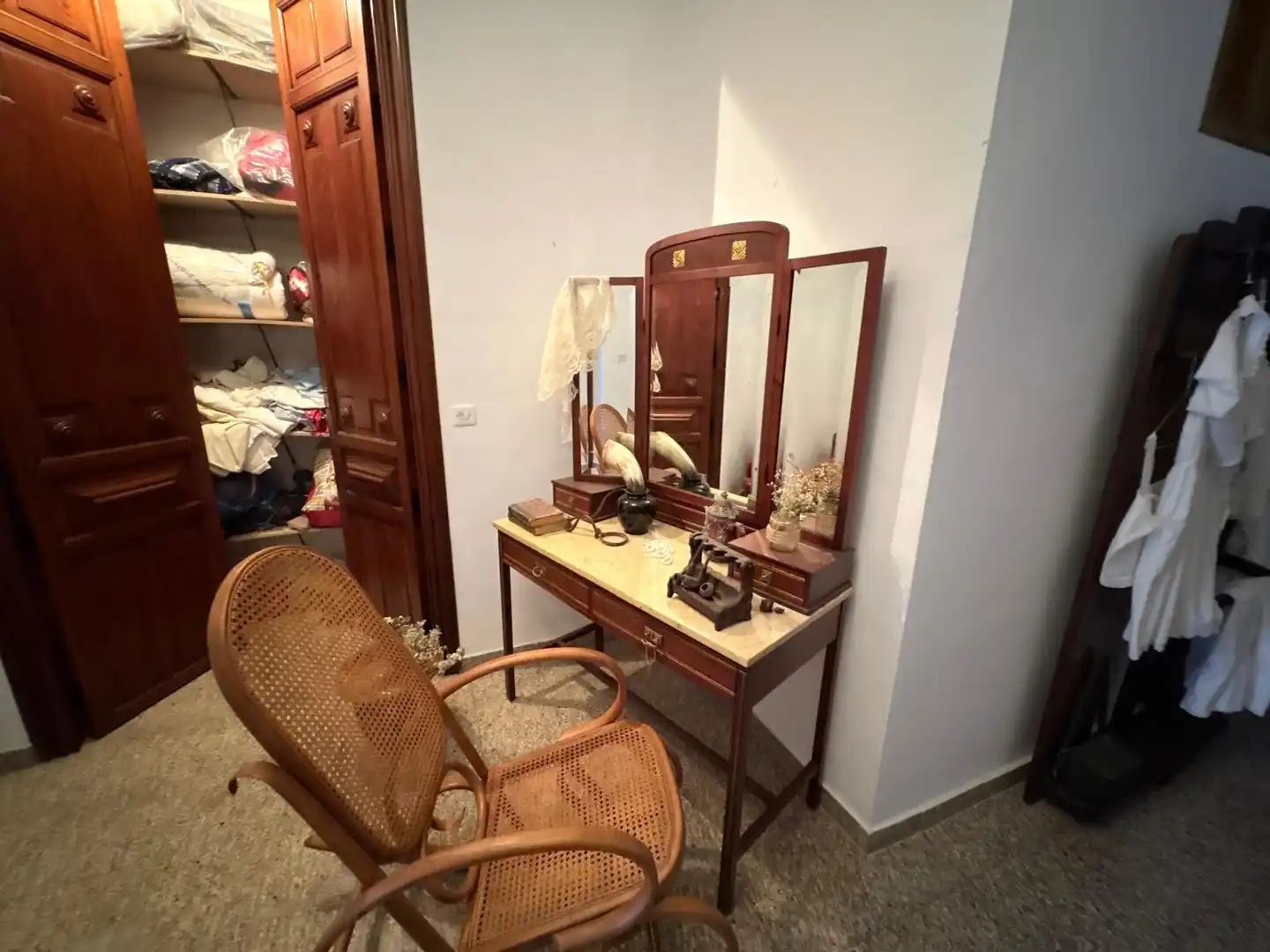 Bedroom of Houses for sale in La Font de la Figuera  with Swimming Pool