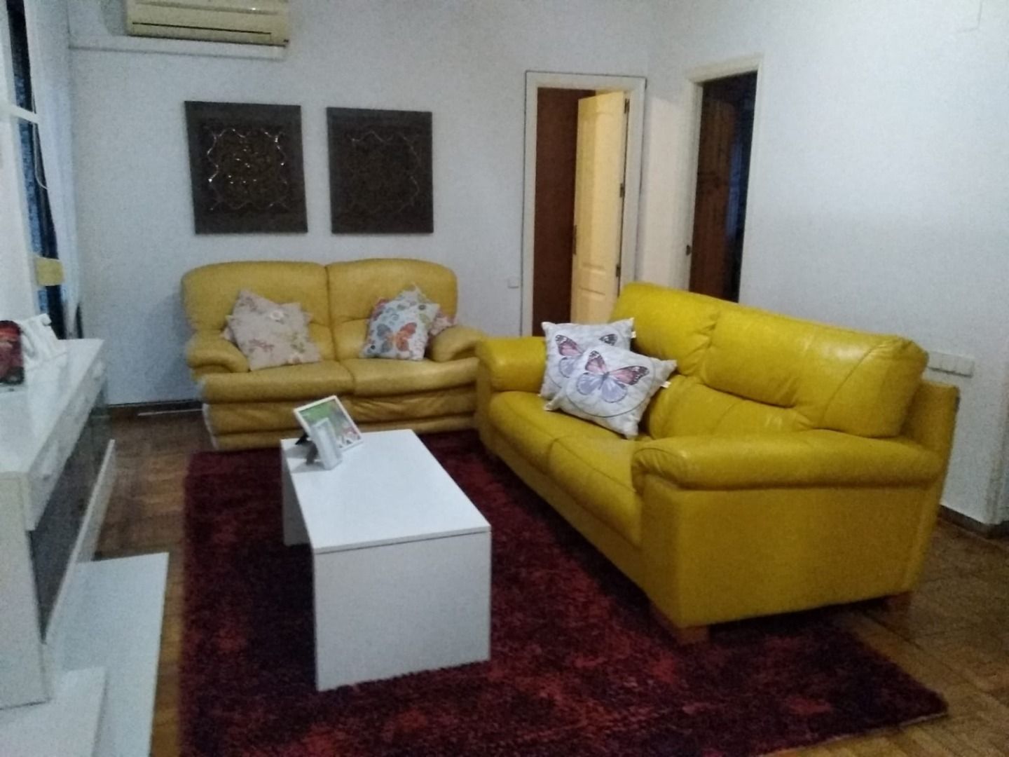 Living room of Flat to rent in Torrelavega   with Heating, Parquet flooring and Furnished