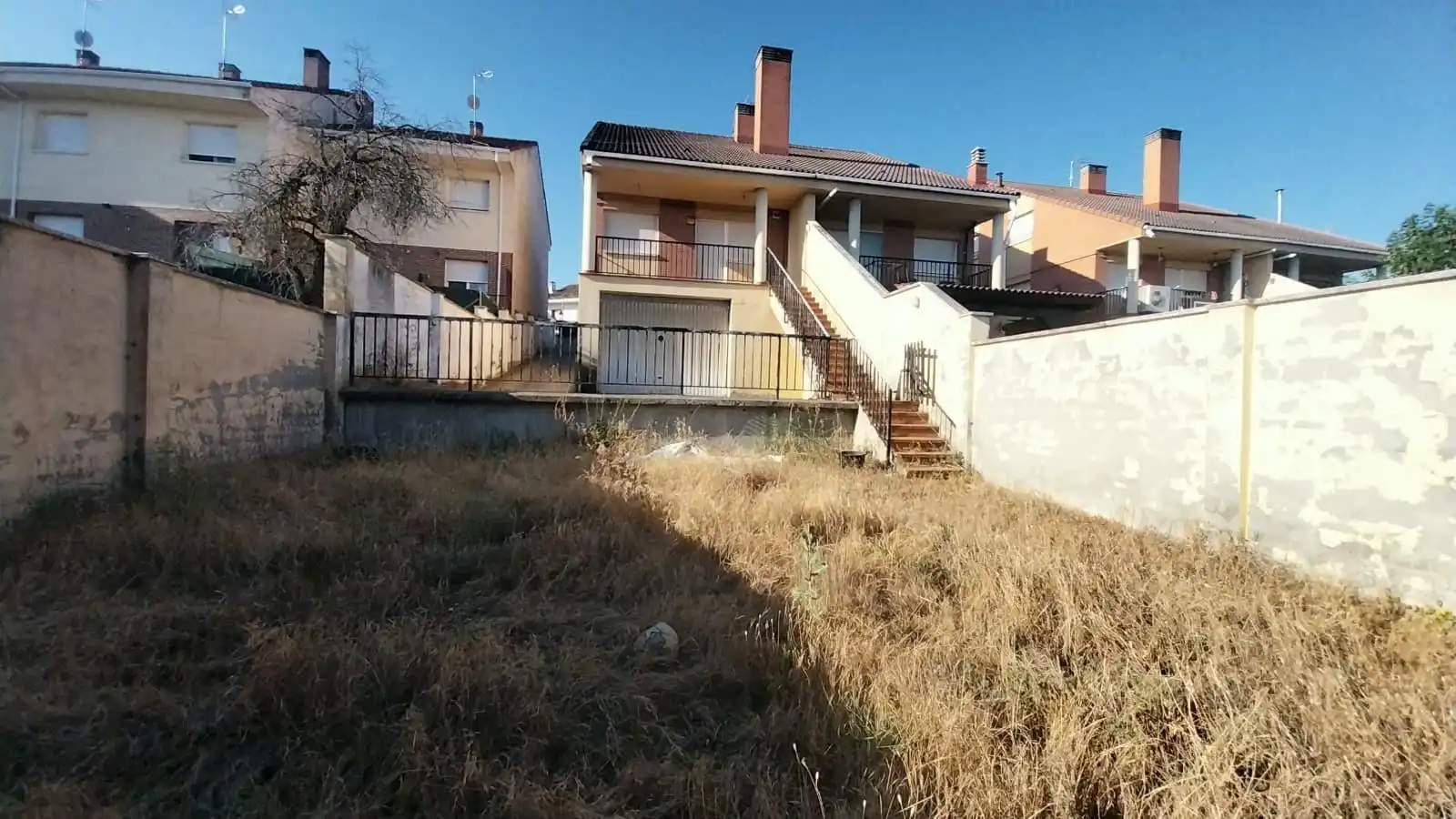 Casa adosada en venda en Tudela de Duero amb Calefacció i Terrassa