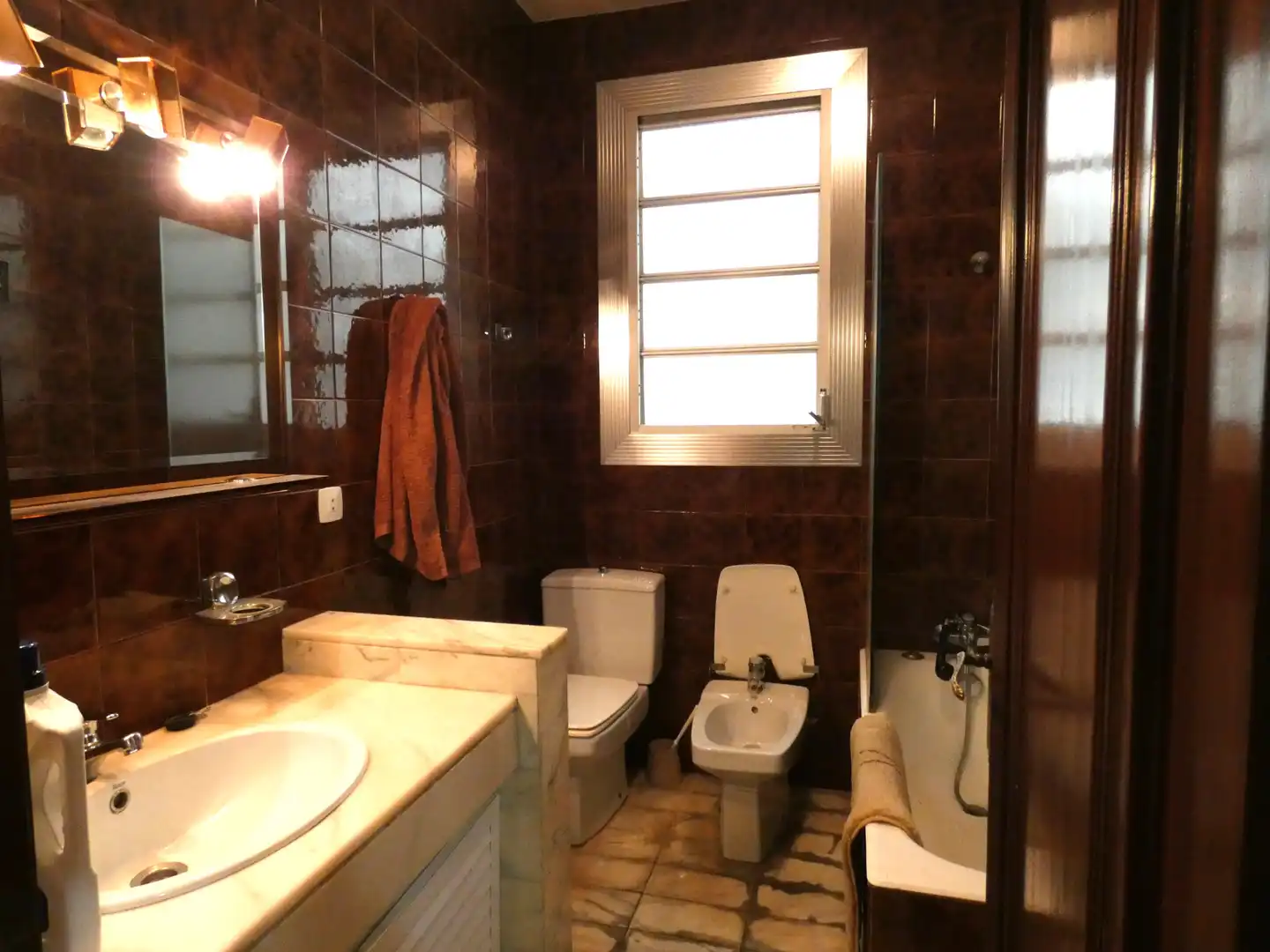 Baño de Piso en venta en Barcelona con Calefacción y Balcón