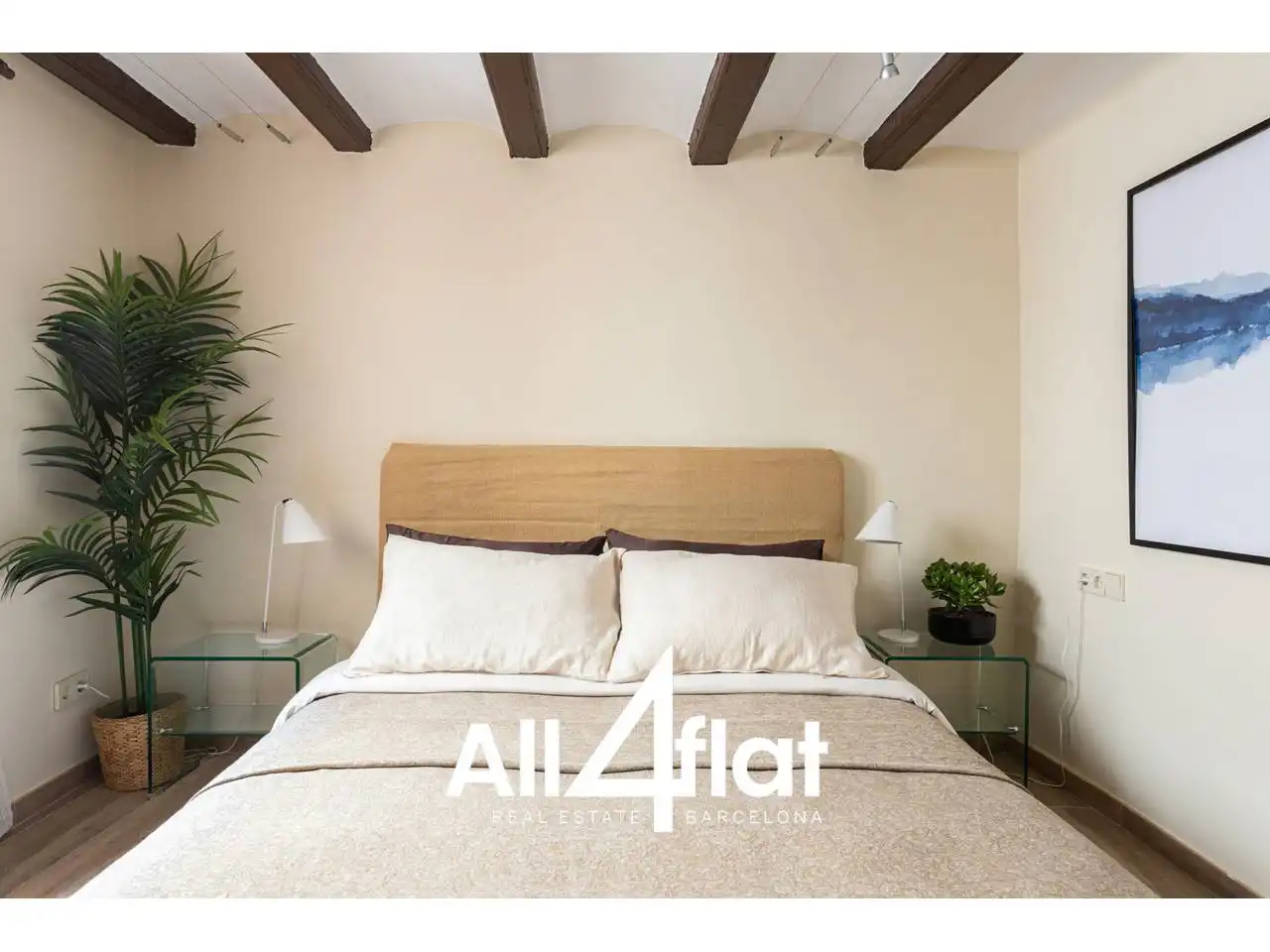 Schlafzimmer von Wohnung zum Verkauf in Barcelona mit Klimaanlage, Parkett und Möbliert