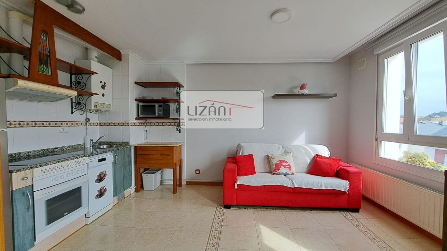 Sala d'estar de Pis en venda en Carreño amb Calefacció, Jardí privat i Traster