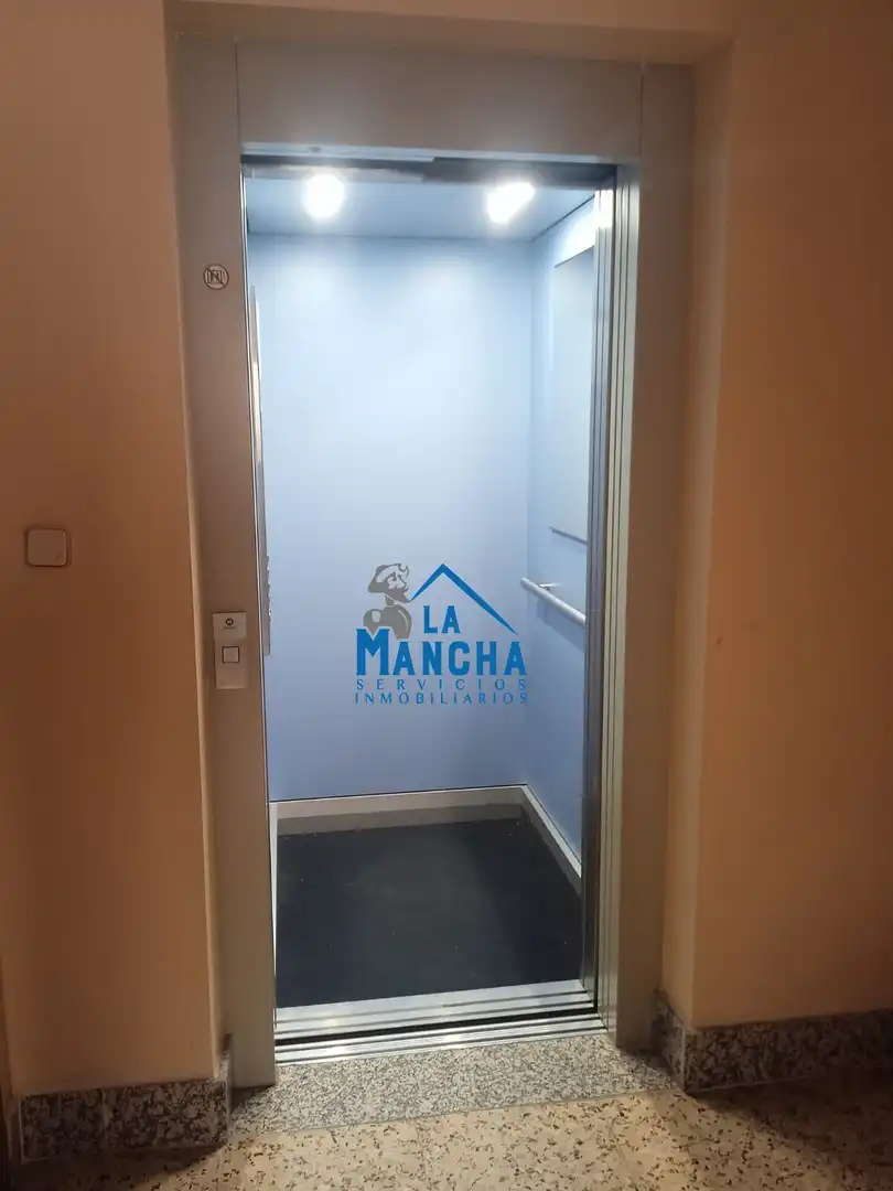 Flat for sale in Almansa  with Furnished and Balcony