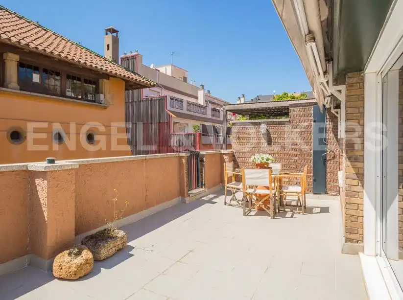 Terraza de Ático de alquiler en Barcelona con Aire acondicionado, Calefacción y Parquet