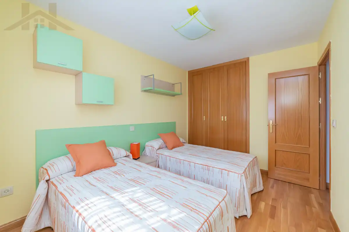 Bedroom of Detached homes for sale in Valdemoro  with Air Conditioner, Heating and Private garden
