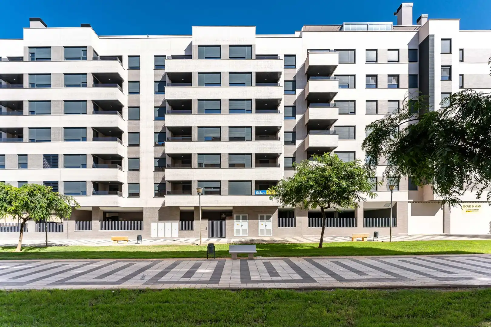 Exterior view of Flat for sale in Málaga  with Parquet flooring, Terrace and Storage room