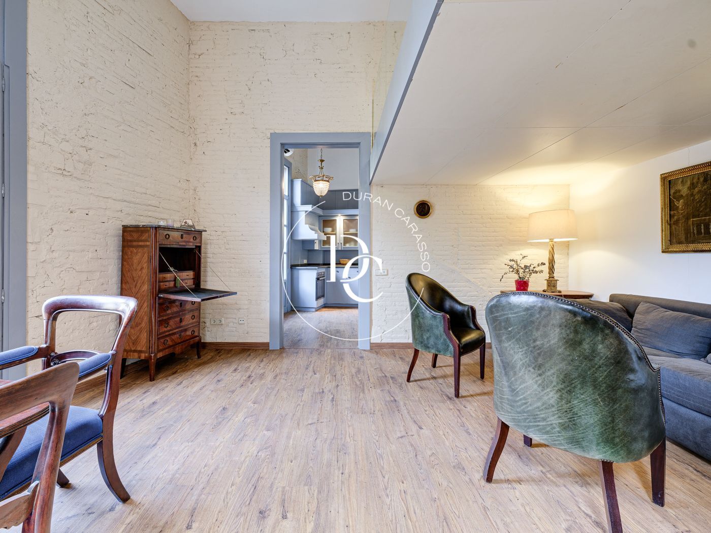 Flat for sale in  Barcelona Capital  with Air Conditioner, Heating and Furnished