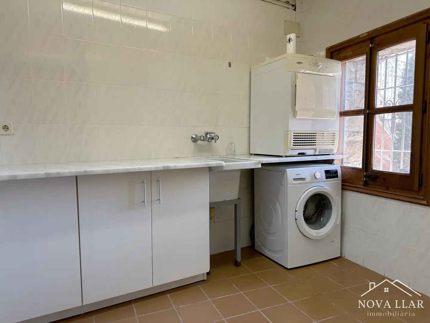 Küche von Einfamilien-Reihenhaus zum Verkauf in Vilallonga de Ter mit Heizung, Privatgarten und Terrasse