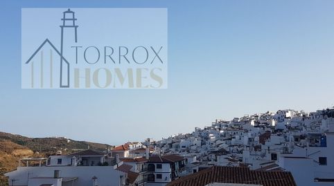Casa de pueblo con posibilidades en Torrox