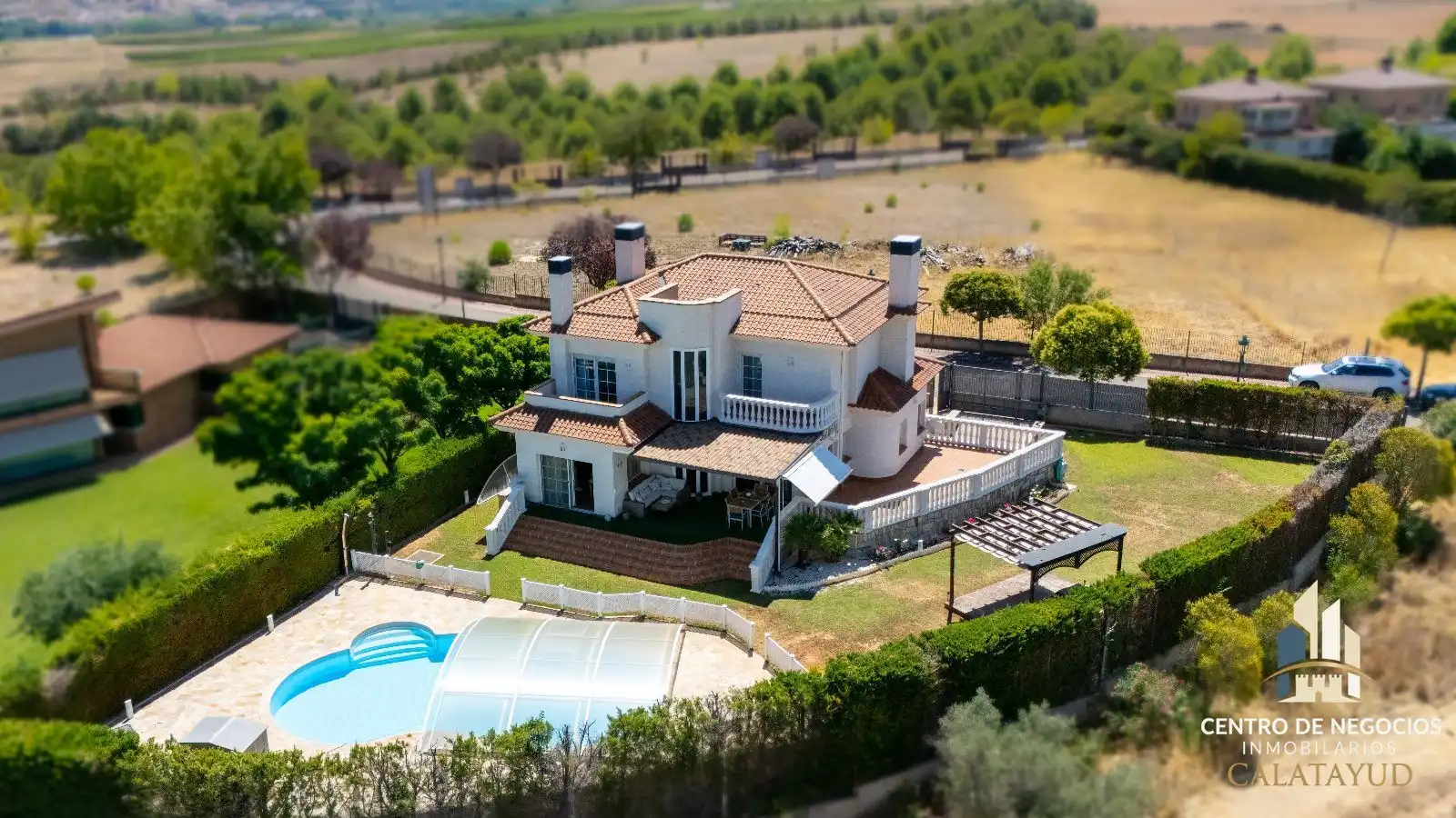 Vista exterior de Casa o xalet en venda en Calatayud amb Aire condicionat, Calefacció i Parquet