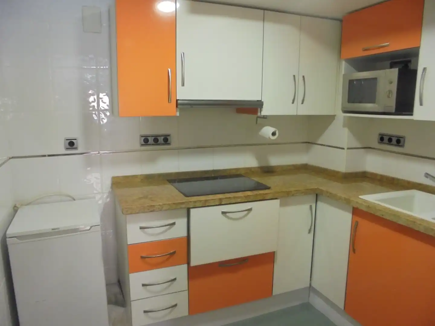 Cuina de Oficina en venda en Castellón de la Plana / Castelló de la Plana amb Aire condicionat i Moblat