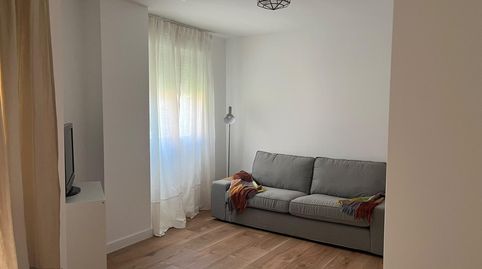 Foto 3 de Piso de alquiler en Calle Alberche, El Plantinar – Avda. La Paz - El Juncal, Sevilla Capital
