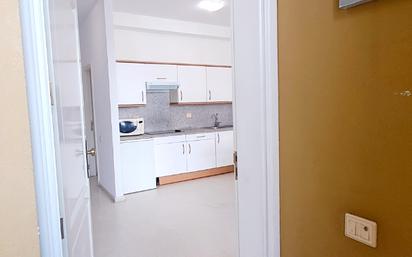 Kitchen of Apartment to rent in Las Palmas de Gran Canaria  with Furnished, Washing machine and Microwave