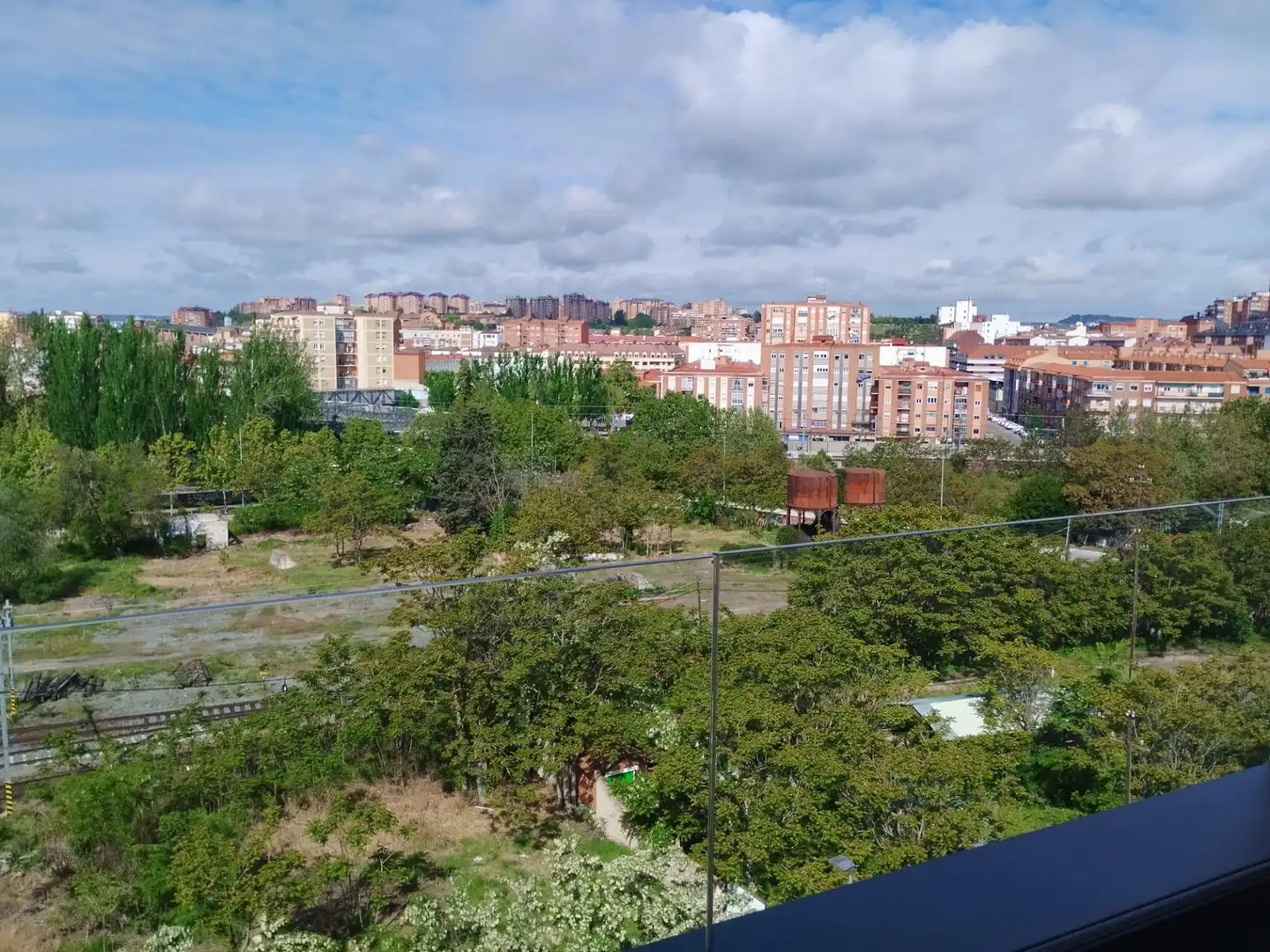 Vista exterior de Piso en venta en Ciudad de la Comunicación - Arco Ladrillo