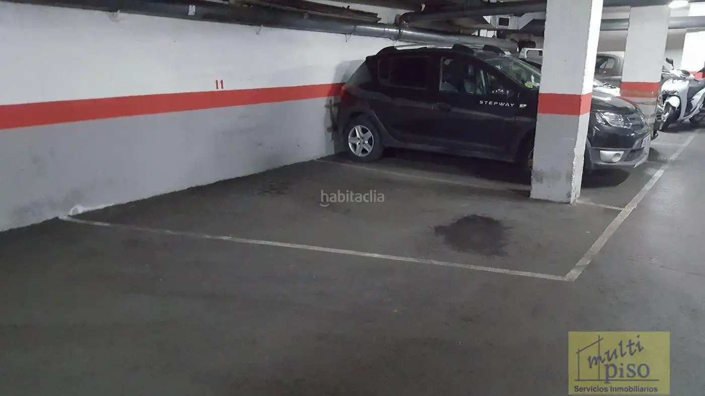 Garage zum Verkauf in Sants